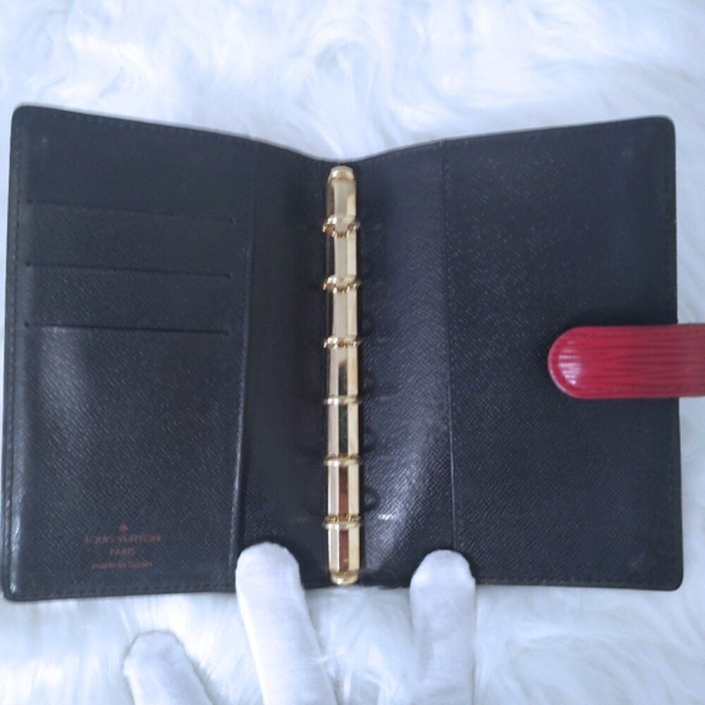 Louis Vuitton epi agenda 1990s EUC - Picture 4 of 10